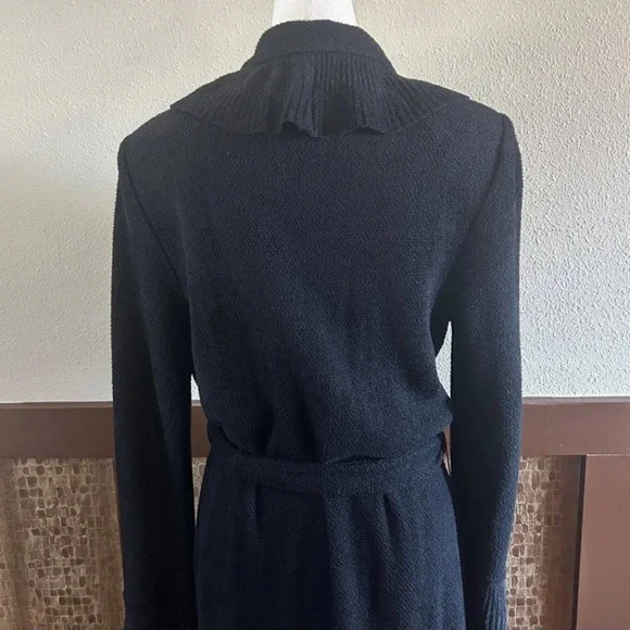 St. John Collection Santana Ruffle Knit Cardigan/Duster Size 10 - Picture 6 of 16